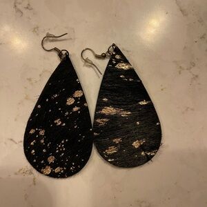 Black and Gold Teardrop Earrings